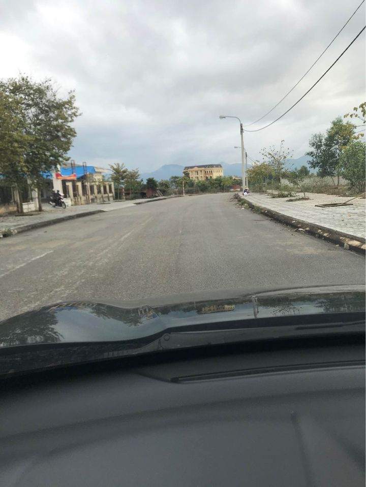 Cần bán mảnh đất trung tâm hành chính ven thành phố