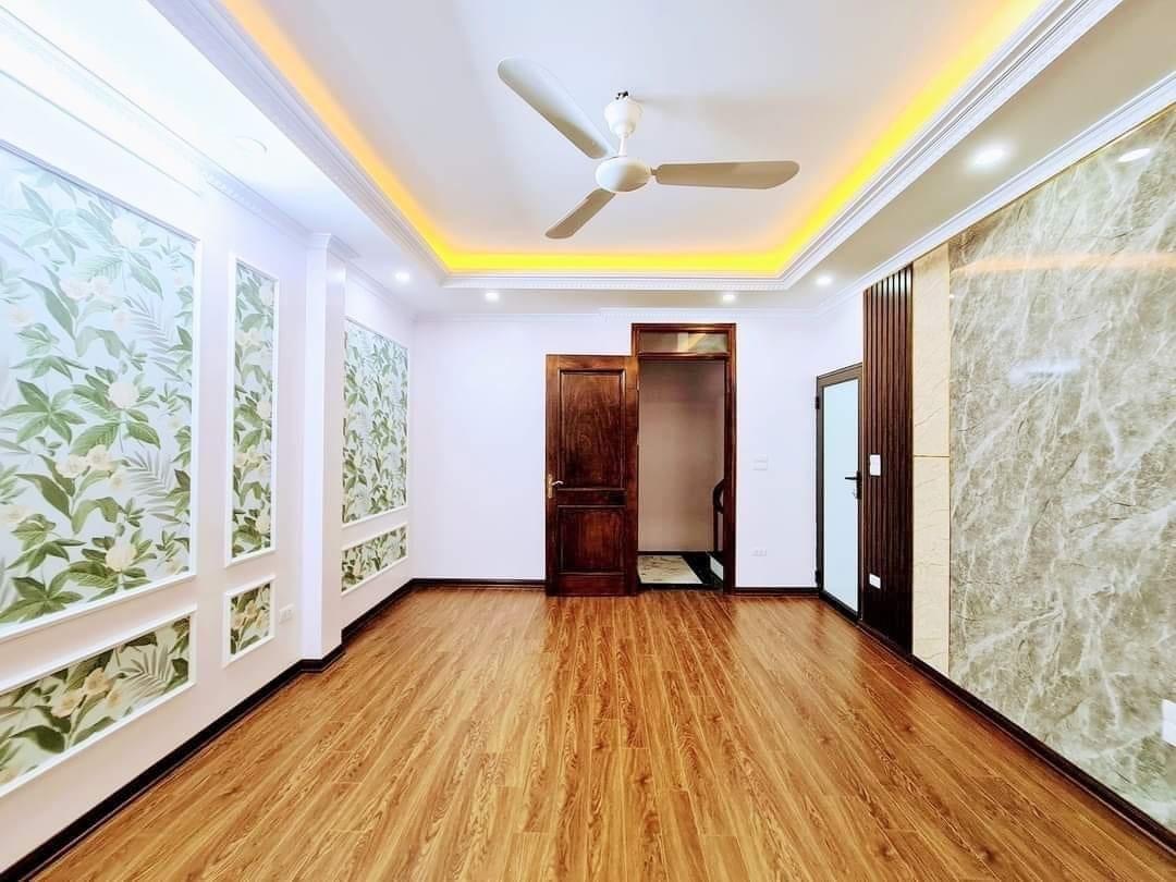 PHÂN LÔ Ô TÔ TRÁNH KINH - DOANH ĐỈNH CAO Bán Đất Được Nhà Minh Khai 120m Đất giá 10 Tỷ ☎ LH: 0349666838 Mrs Dung