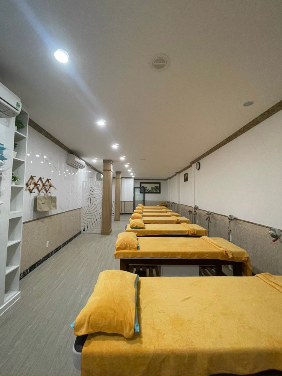 Cần Bán Nhà Mặt Tiền Thụt Trần Huy Liệu Quận Phú Nhuận Giá 21,5 Tỷ