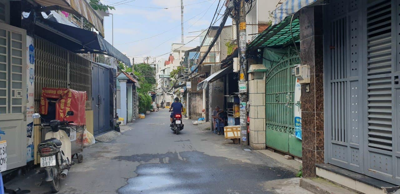 HXH - GẦN CHỢ BỆNH VIỆN - 46M2 - GIÁ CHỈ 6.1 TỶ