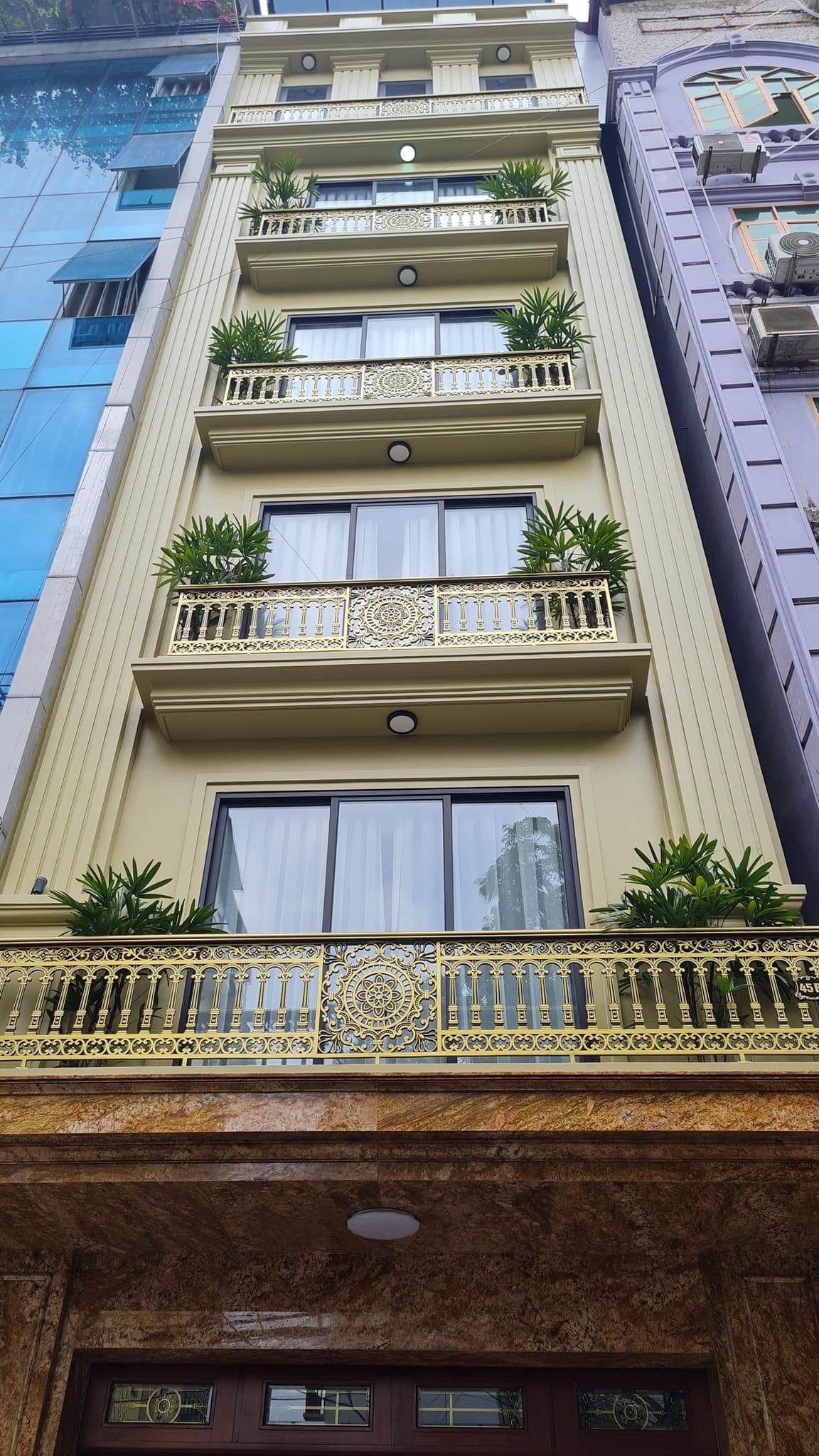 NHÀ MỚI ĐẸP LONG LANH - 7 TẦNG THANG MÁY - NỘI THẤT SANG TRỌNG - VỈA HÈ RỘNG - Ô TÔ TRÁNH - KD MỌI LOẠI HÌNH - TƯƠNG LAI TĂNG TRƯỞNG MẠNH