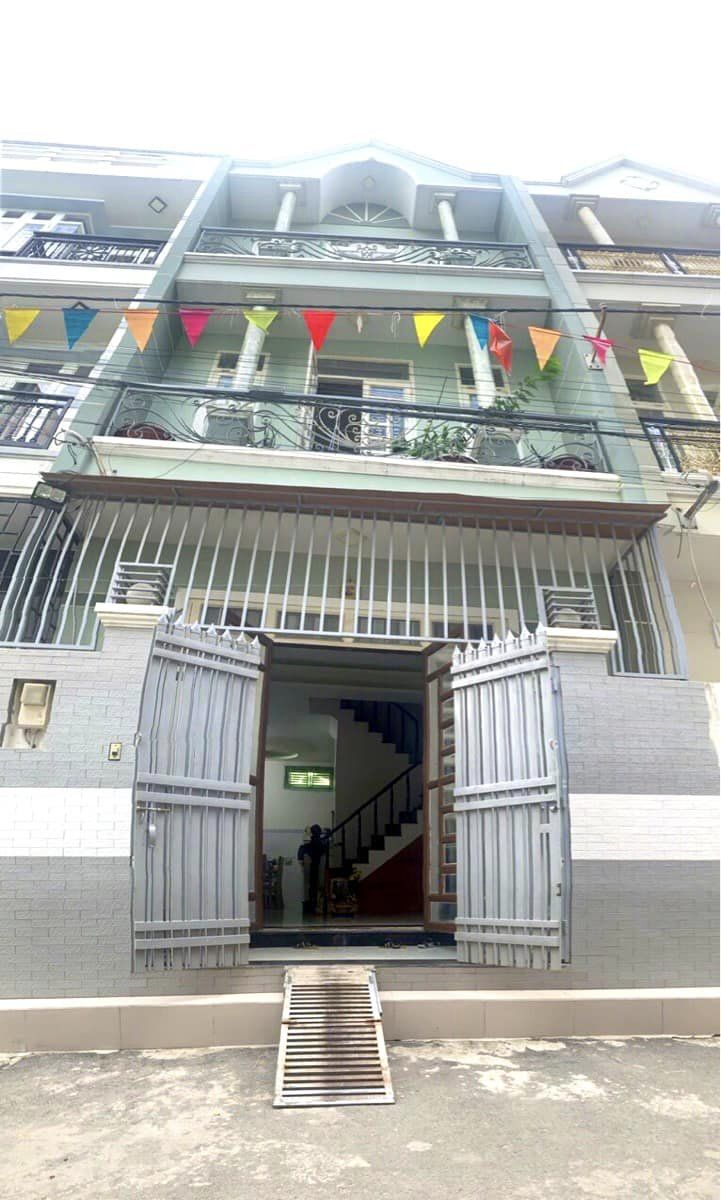 THỦ ĐỨC - QUỐC LỘ 13 - XE HƠI TỚI NHÀ - 5.5x10 - GIÁ CHỈ 6.2 tỷ