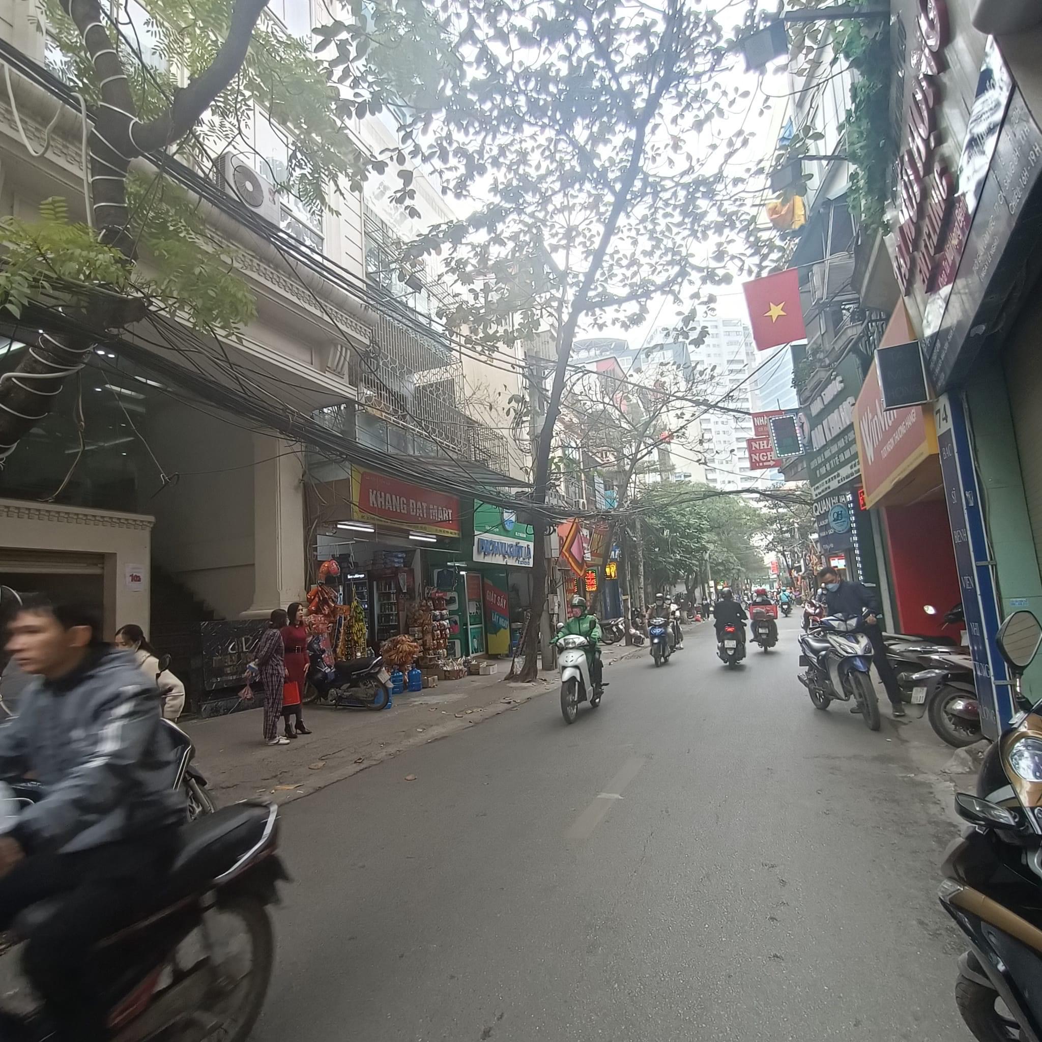 BÁN NHÀ MẶT PHỐ QUAN NHÂN 2 MẶT THOÁNG KINH DOANH ĐỈNH