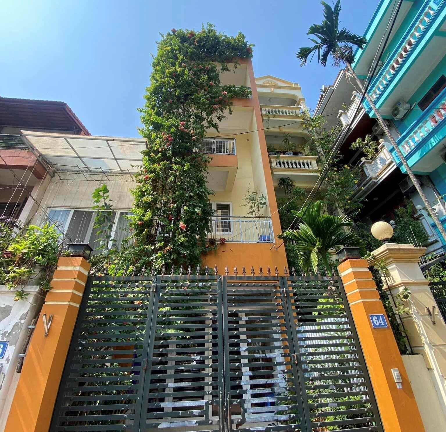 Bán nhà ngõ 126 Hoàng Quốc Việt, Cầu Giấy phân lô quân đội ở cực thích 110m2 đường thông