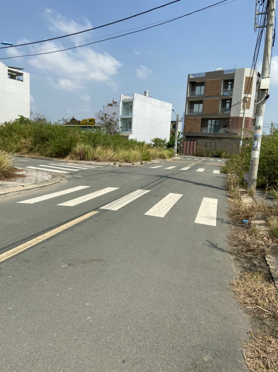 MUA ĐẤT - TẶNG NHÀ MẶT TIỀN SÁT VÁCH ĐẠI LỘ VÕ VĂN KIỆT