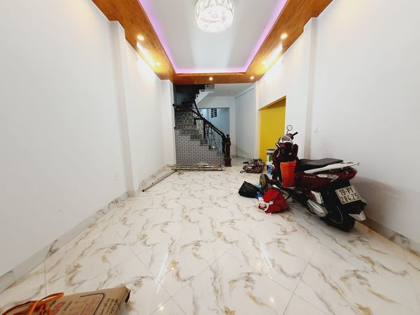 BÁN NHÀ ĐƯỜNG HỘI XÁ 50M2 - 3 TẦNG - MẶT TIỀN 3.1M - GIÁ 1.95 tỷ