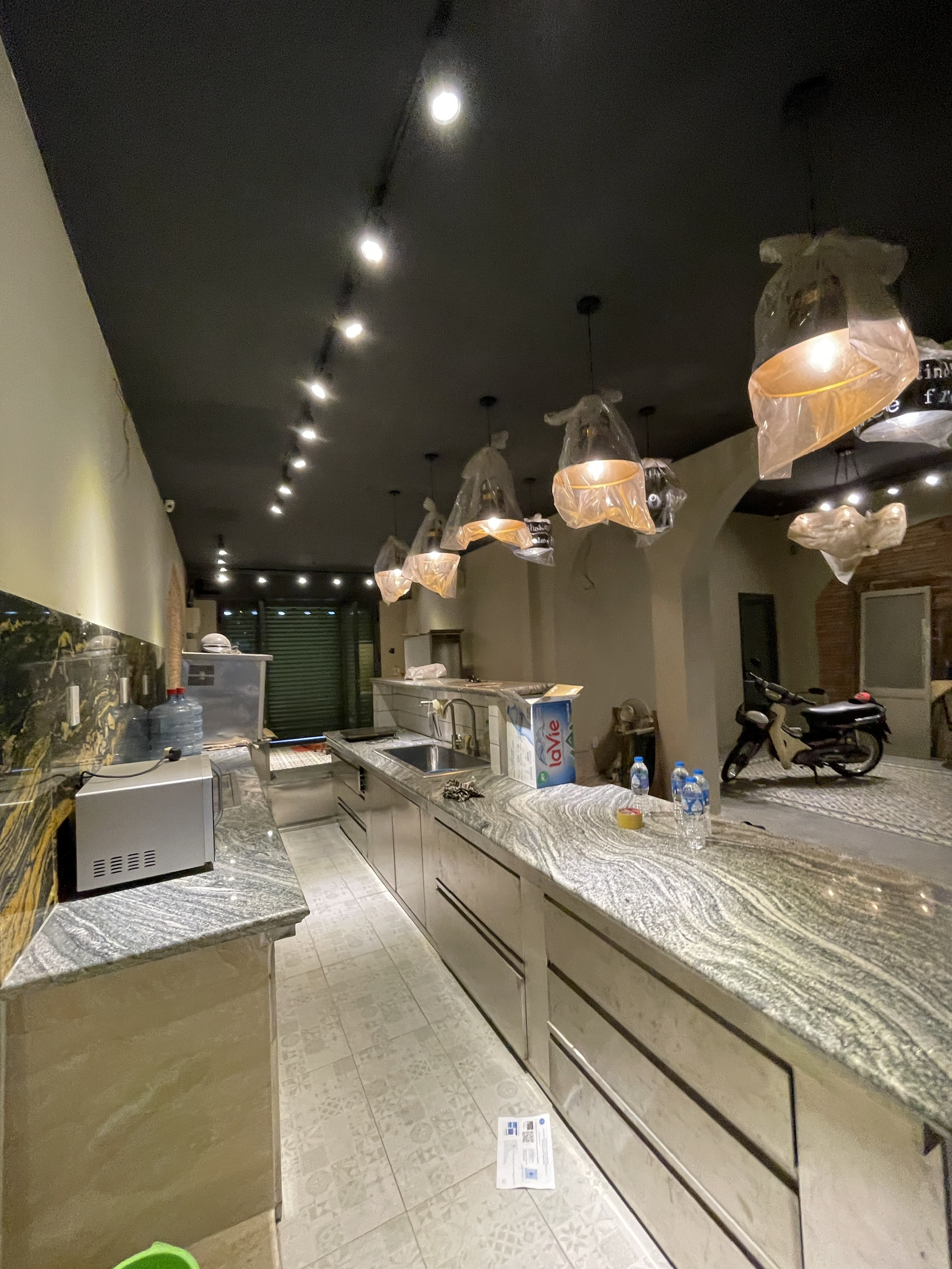 Cho thuê nhà MT Cô Bắc. S: 20*25m. Giá: 10.000$ (TL)