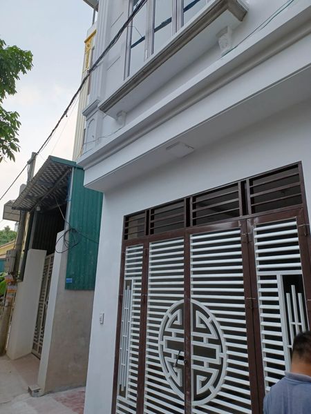 BÁN NHÀ ĐƯỜNG NAM ĐUỐNG 33M2 - 5 TẦNG - MẶT TIỀN 3,9M - GIÁ 3.2 TỶ