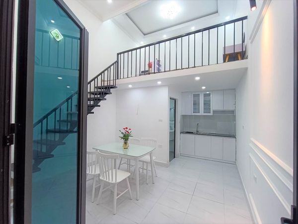 BÁN NHÀ NGÕ 8 GIANG BIÊN LONG BIÊN 76M2 - 3 TẦNG - MẶT TIỀN 6.5M - GIÁ 7.22 TỶ