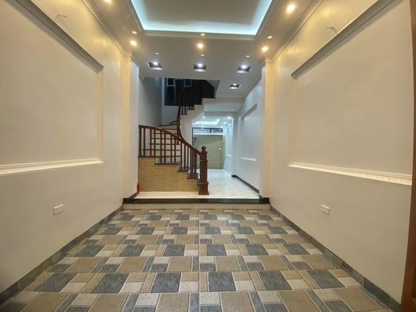 BÁN NHÀ ĐƯỜNG NGÔ GIA TỰ 39M2 - 4 TẦNG - MẶT TIỀN 5.8M - GIÁ 6.9 TỶ