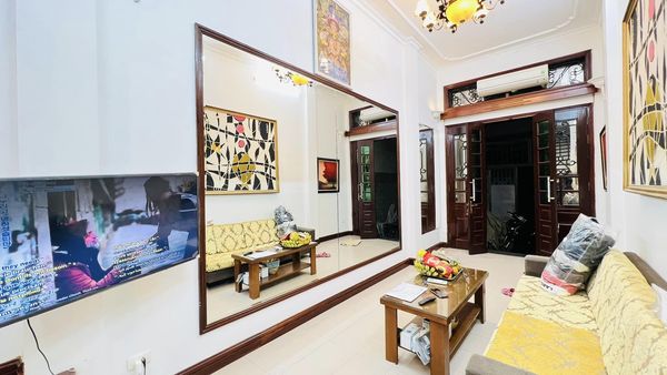 BÁN NHÀ NGÕ 249 THẠCH BÀN LONG BIÊN 51M2 - 6 TẦNG - MẶT TIỀN 6M2 - GIÁ 5.5 TỶ