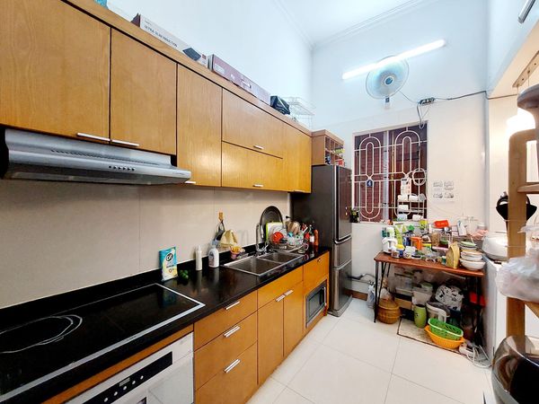 BÁN NHÀ ĐƯỜNG ĐỨC GIANG 33M2 - 5 TẦNG - MẶT TIỀN 5.6M - GIÁ 4.1 TỶ