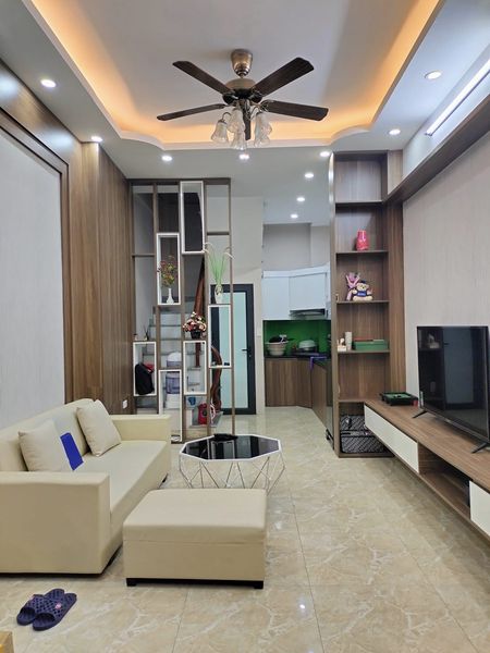 BÁN NHÀ NGÕ 667 NGÔ GIA TỰ LONG BIÊN 33M - 4 TẦNG - MẶT TIỀN 3.9M - GIÁ 7.7 TỶ