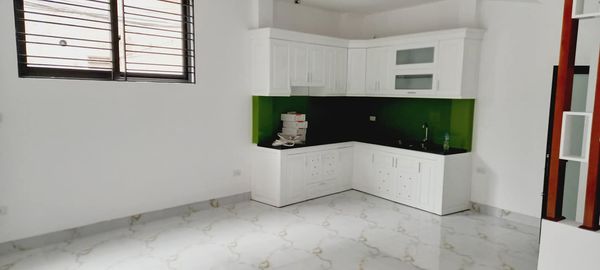 BÁN NHÀ NGÕ 111 LÂM HẠ LONG BIÊN 65M2 - 5 TẦNG - MẶT TIỀN 6.2M - GIÁ 15.4 TỶ