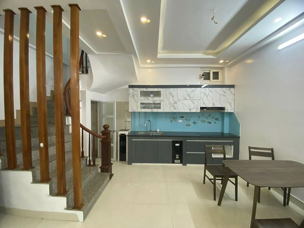 BÁN NHÀ NGÕ 135 BỒ ĐỀ LONG BIÊN 58M2 - 4 TẦNG - MẶT TIỀN KD 3.9M - GIÁ CHỈ 8.52 tỷ