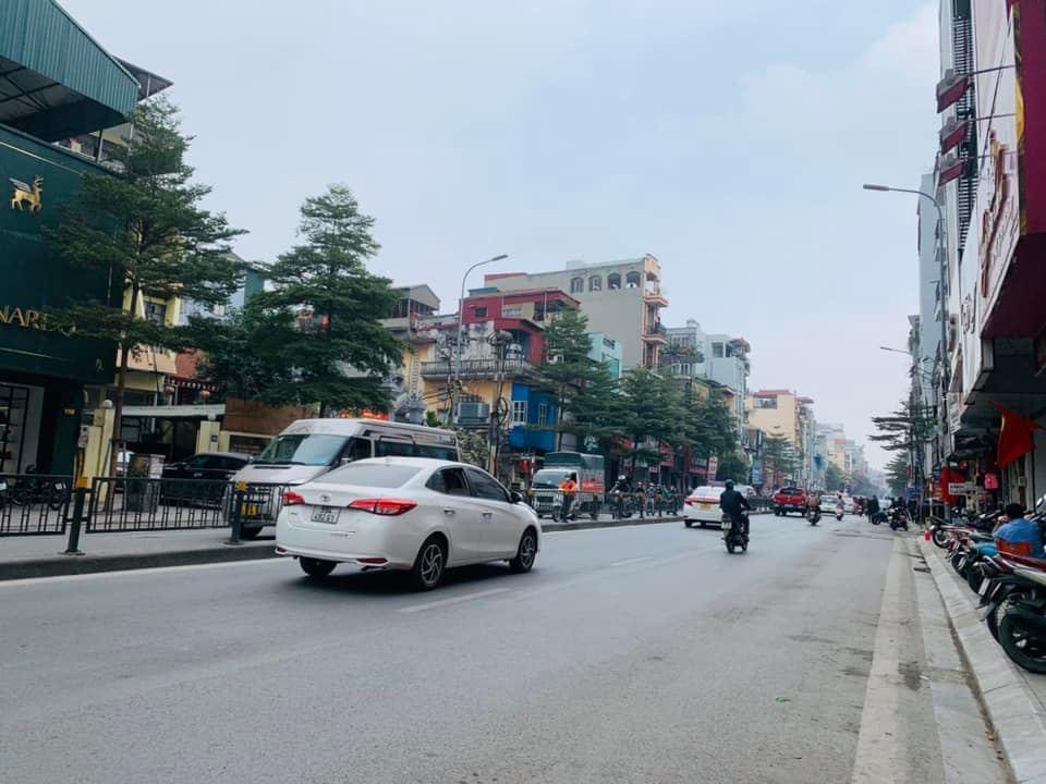 Mặt phố Tôn Đức Thắng - Lô góc, KD Sầm uất - DT 52m2, mt 9.2m, Giá 25 Tỷ