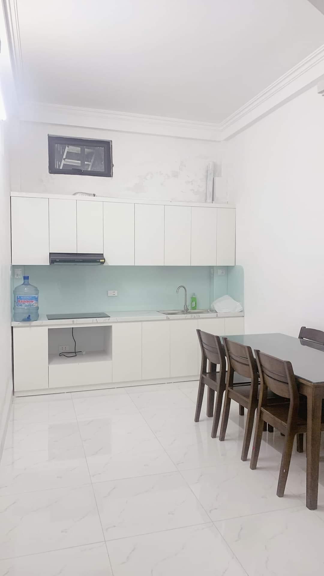 Bán nhà Bạch đằng 45m-4 tầng-4,65 tỷ gần chợ, gần đường vô vàn tiện ích + Nhà ngay gần ngã 3 Bạch Đằng, Yên Lãng. Khu vực đang rất phát triển