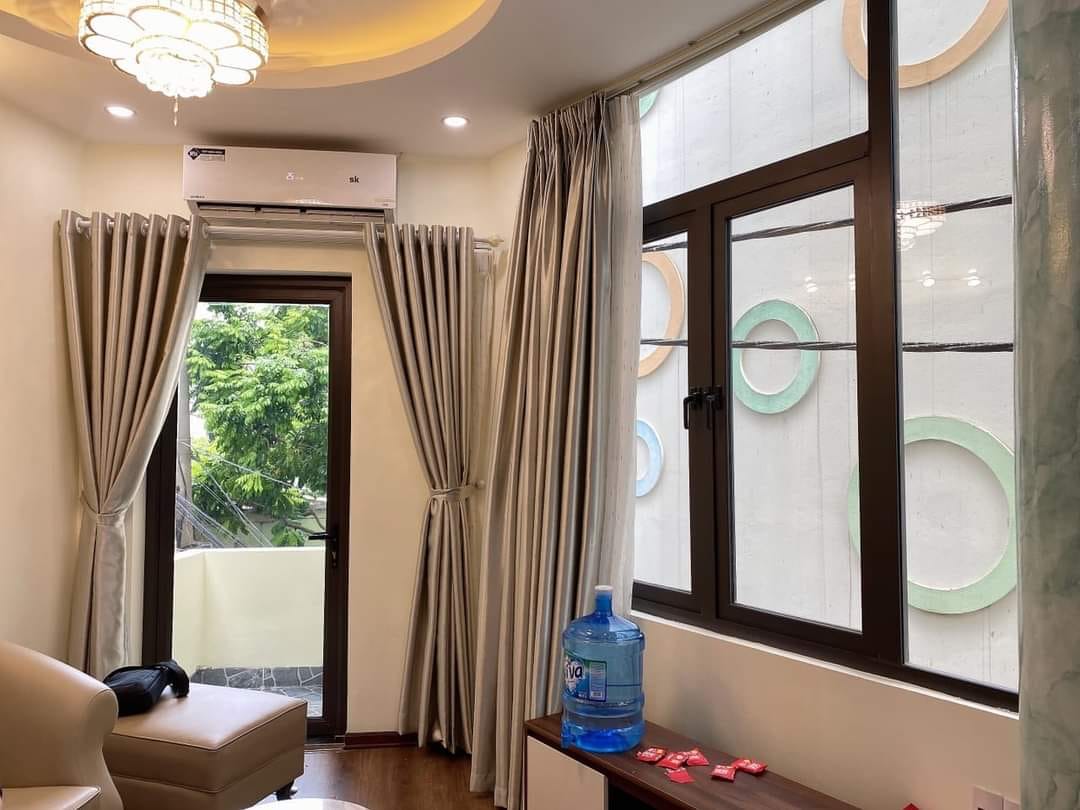 BÁN NHÀ QUẬN LONG BIÊN ÁI MỘ 46M2- 5 TẦNG - MẶT TIỀN 12M - 5,25 TỶ