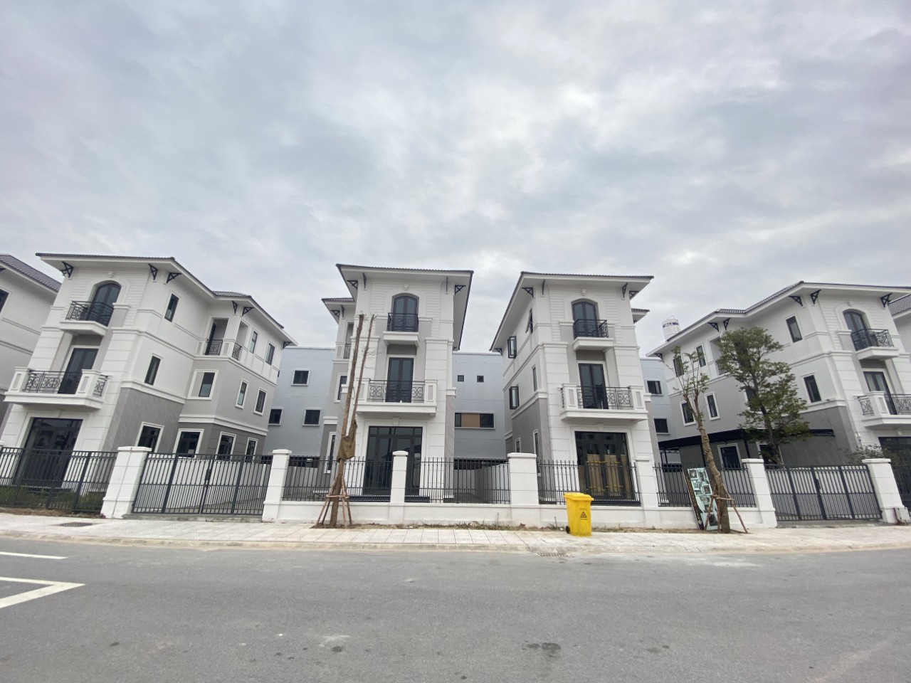 SỐC căn Biệt thự đơn lập 216m2x3T đối diện công viên trung tâm Centa City VSIP Bắc Ninh giá 12,5tỷ