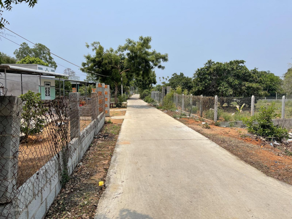 Bán 1000m2 đường Võ Nguyên Giáp, Thiện Nghiệp QH full thổ cư