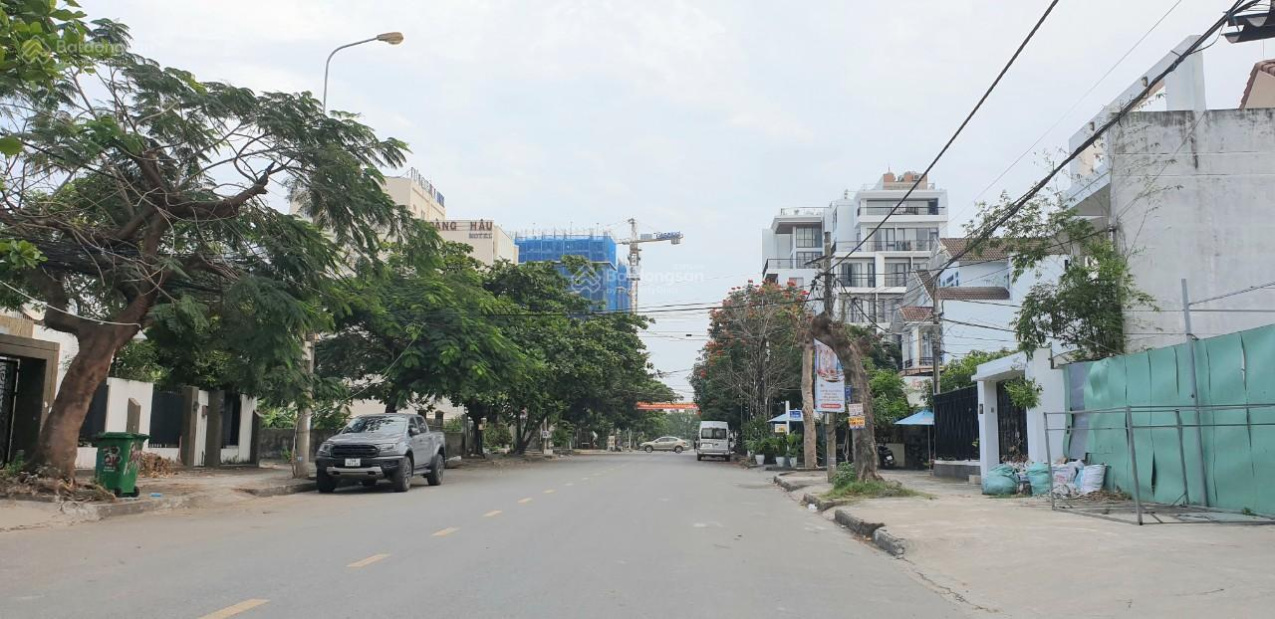 Bán MT đường 11m5 Phạm Kiệt khu biển Hồ Xuân Hương ngang 6m