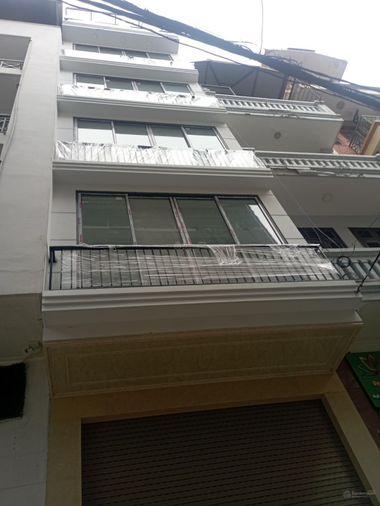 Bán Nhà Tân Mai, 6 Tầng Tháng Máy chưa tới 7 tỷ. Sổ đỏ 60m .Ô Tô vào nhà