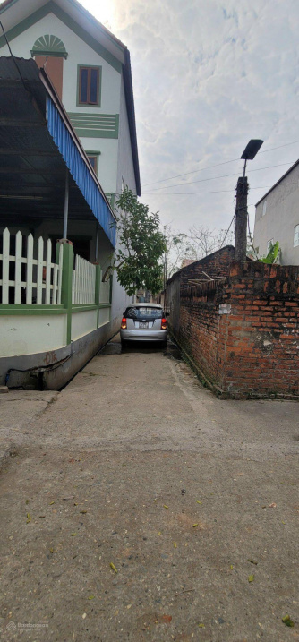 Bán cắt lỗ lô đất thôn Đức Hậu. DT 63m2, MT 4m, giá 15,5tr/m2 sổ đỏ full thổ cư