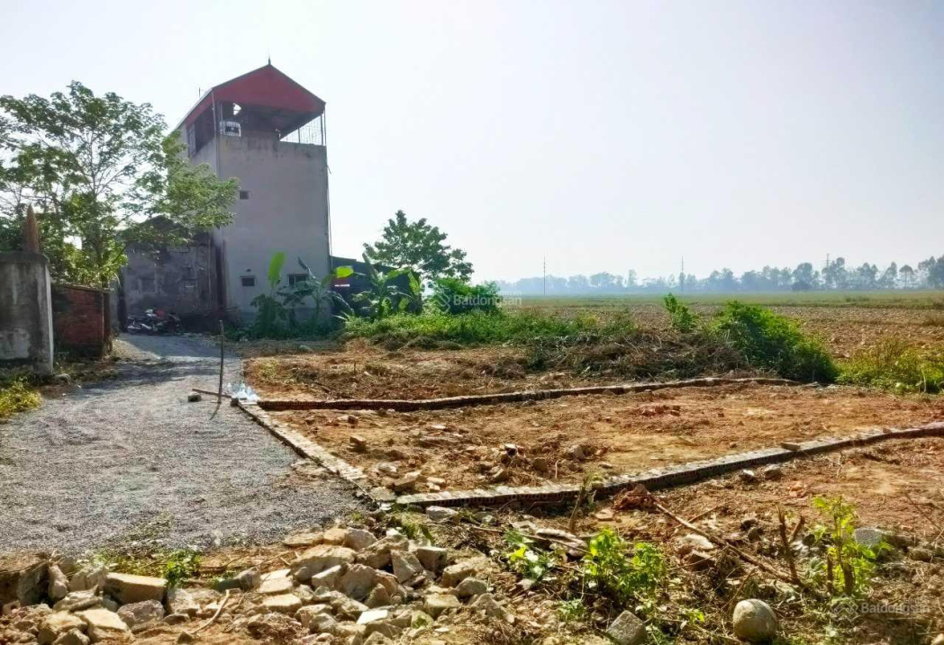 Bán đất TT Kim Bài, Thanh Oai, ô tô đỗ, DT 66m2, MT 5.3m, 1.75 tỷ. LH 0886 743 366