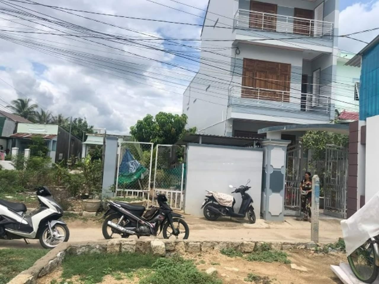 Ban-dat-duong-lien-hoa-vinh-ngoc-nha-trang-3