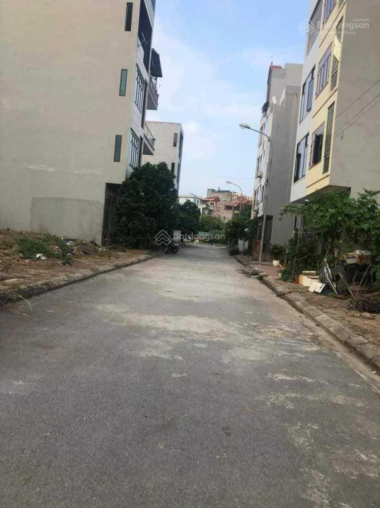 Bán đất phân lô Dương Nội, Hà Đông, 50m2, MT 5m ô tô, vỉa hè giá 4.2 tỷ