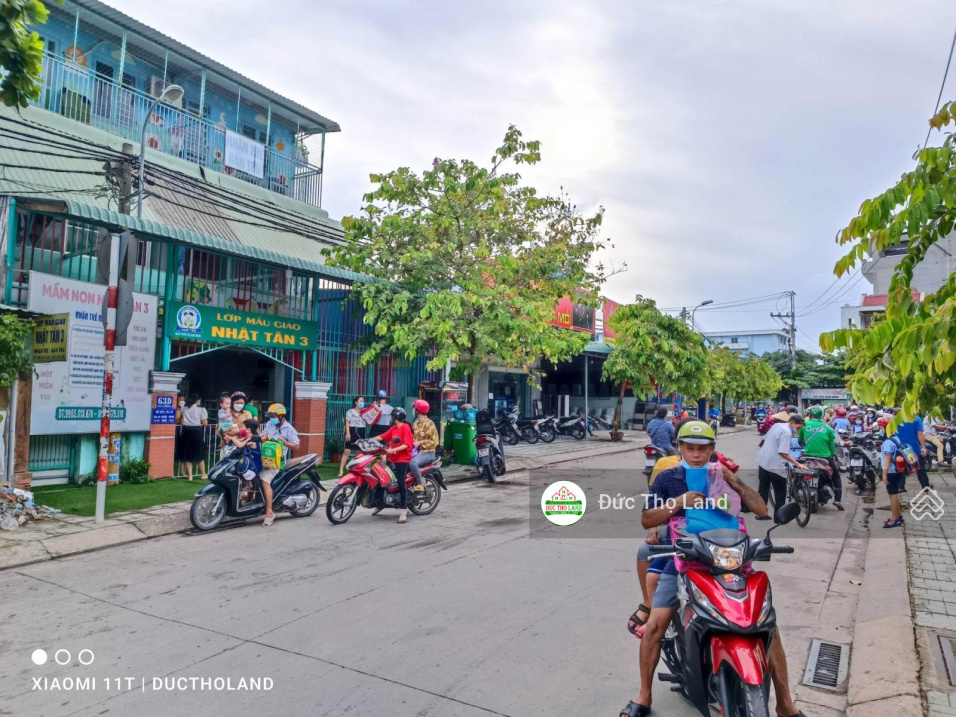 Bán đất tặng nhà 212m2 HXH Trung tâm P. Thạnh Xuân, Quận 12, giá đầu tư nhỉnh 37tr/m2. 0968211568