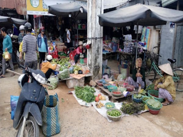 Ban-dat-thon-Nhu-Xuan-xa-Vinh-Phuong-Nha-Trang-3