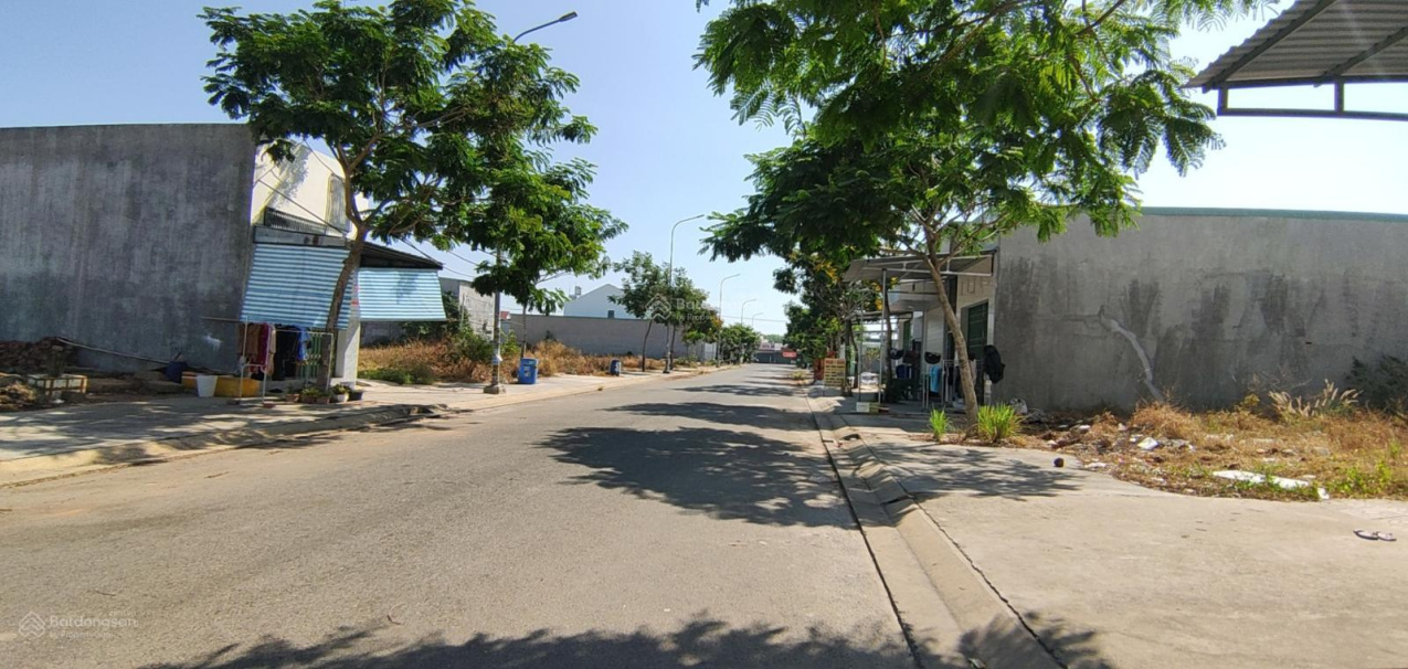 Bán dãy trọ mới xây ngay Khu E Vsip 2 Vĩnh Tân