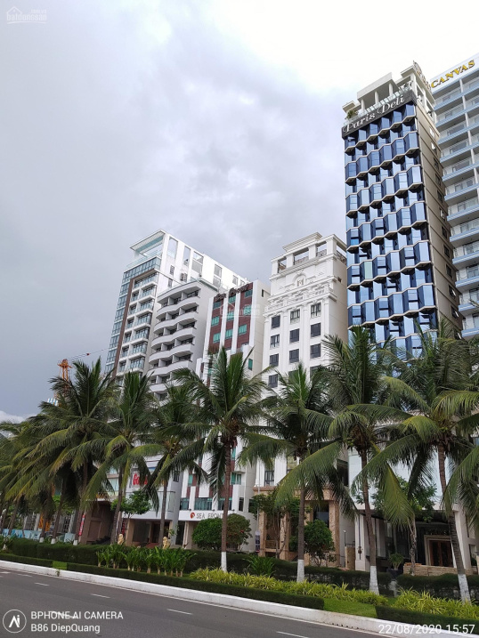 Bán khách sạn 4 sao góc 2 mặt tiền đường Võ Nguyên Giáp, Q. Sơn Trà. DT: 600m2