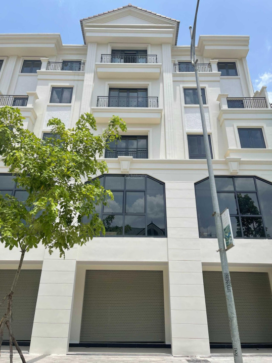 Bán liền kề hướng Đông Nam đường 17m giá 4x tr/m2