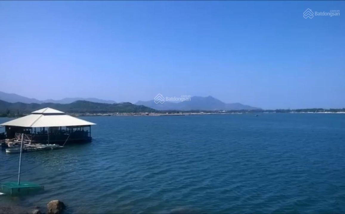 Bán lô đất trục đường chính mặt Đầm Cù Mông, thuộc xã Xuân Bình, Thị Xã Sông Cầu. Diện tích 2680m2