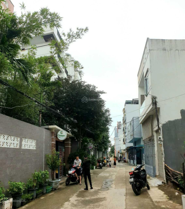 Bán mấy lô đất gần biển giá rẻ tiện xây căn hộ - khách sạn - villa - biệt thự. Gọi 0901 172 810 Quang