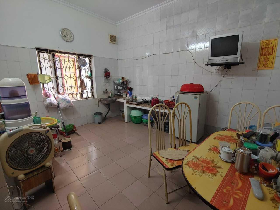 Bán nhà Đại La: 63 m2 x3T, ngõ rộng, 80m ra phố - 4,5 tỷ