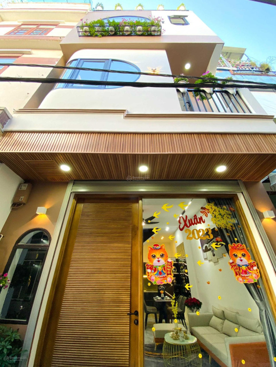 Bán nhà Hải Châu, siêu phẩm kiệt ô tô đường 3/2 full nội thất giá siêu rẻ gần điểm bắn pháo hoa