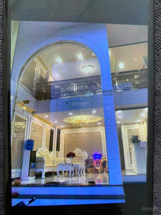 Bán nhà MT Trần Quốc Toản, Quận 3, DT: 5,33 x 9m. Kết cấu: Hầm 7 tầng. Giá: 21,5 tỷ