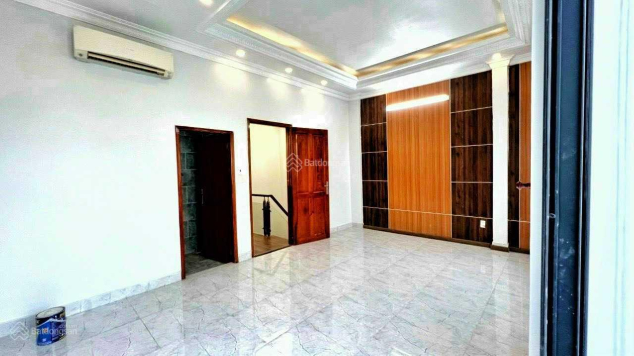 Bán nhà MTKD đẹp lung linh, ngang 4.8m, sát Nguyễn Thị Thập, Q7. DT 96m2, giá 12.2 tỷ