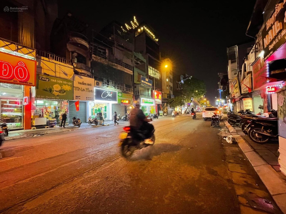 Bán nhà Mặt phố Bạch Mai - Hai Bà Trưng 156m2 9 tầng giá 40 tỷ MT 7m