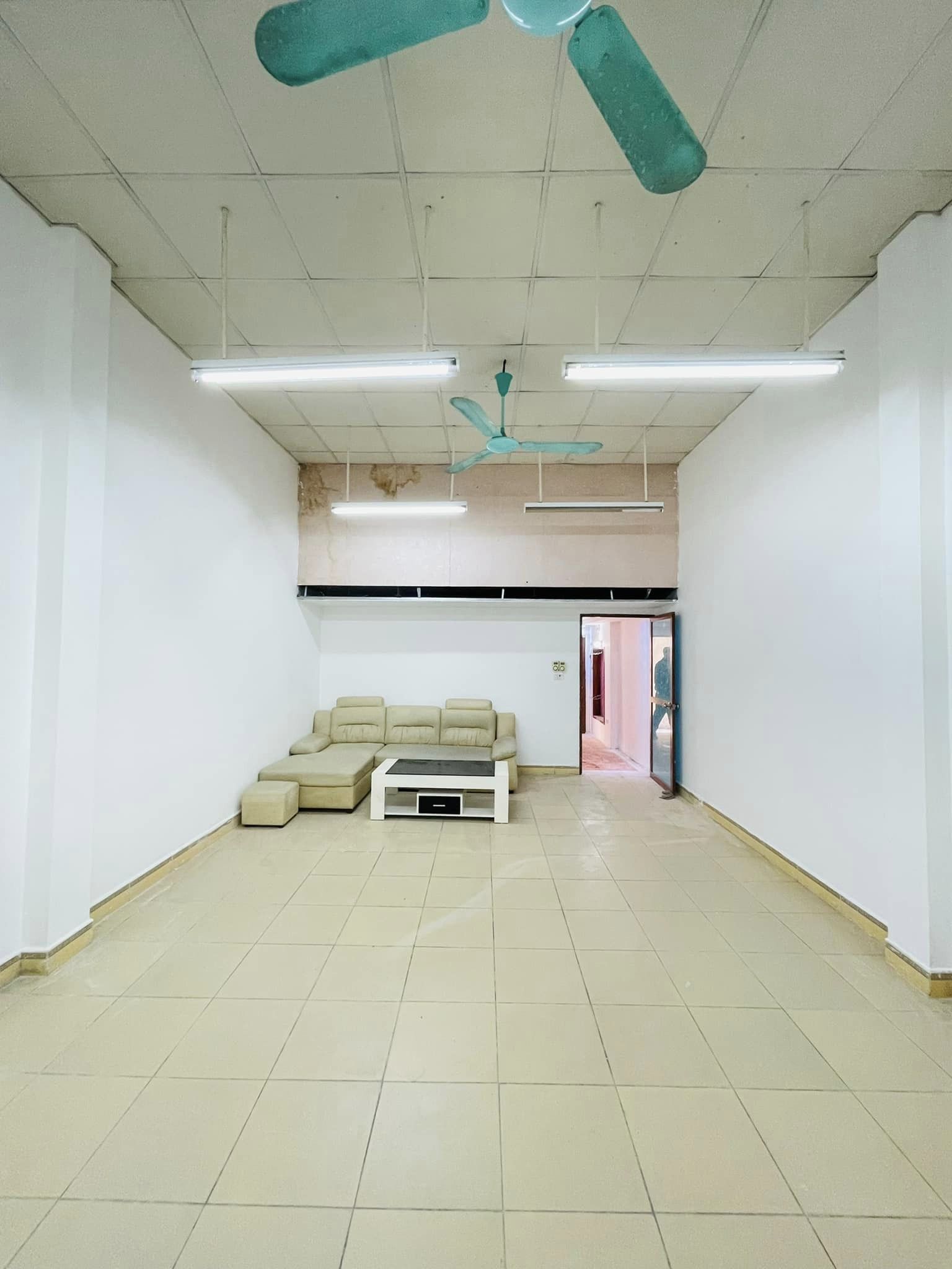 Bán nhà Quận Hoàng Mai 55m2*3T, MT 5M, Ô TÔ ĐỖ TRÁNH 20M, NGÕ NÔNG THOÁNG, TIỆN ÍCH, GIÁ ĐẦU TƯ