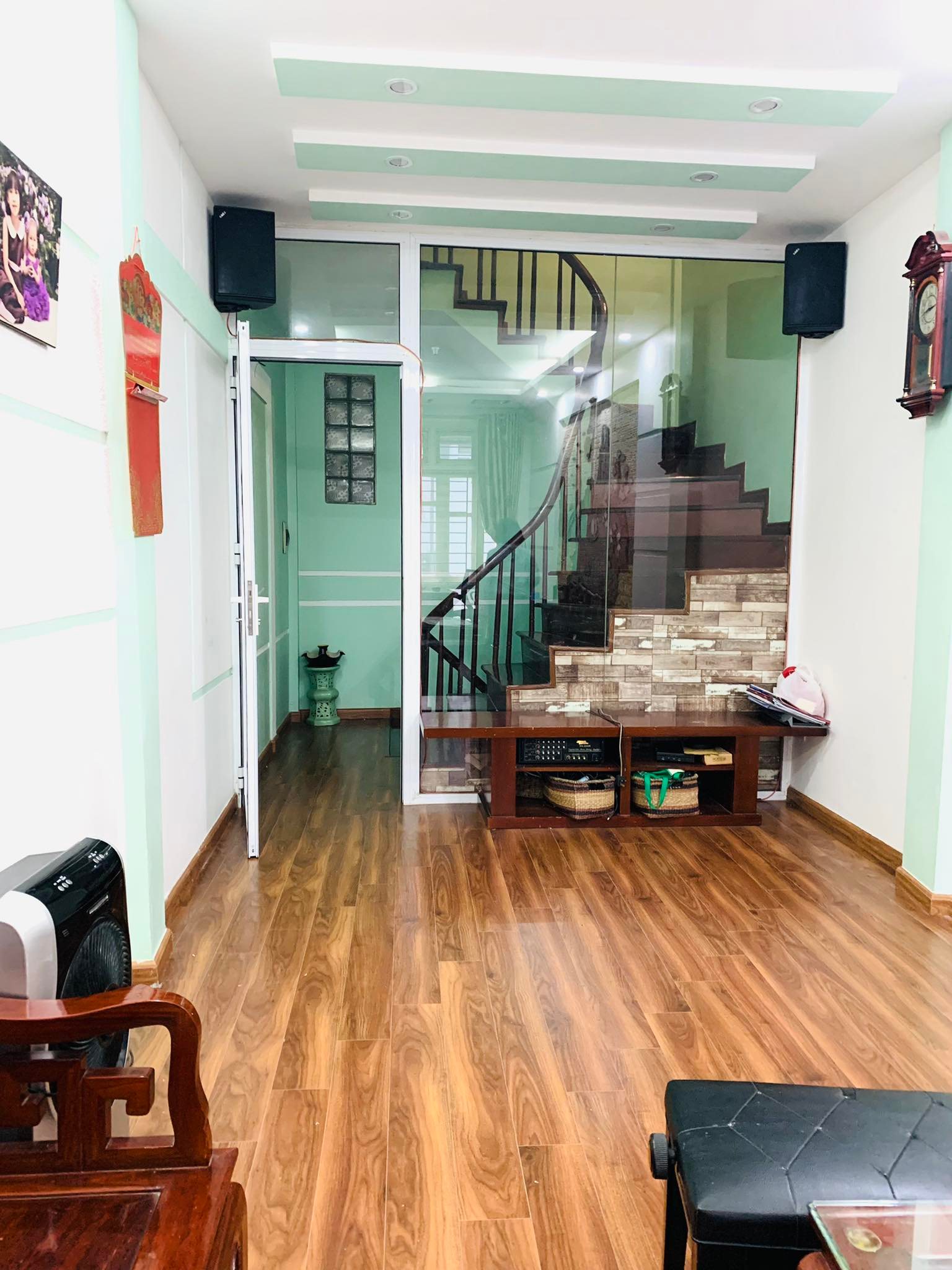 Bán nhà Tôn Đức Thắng Quan Thổ 40m 6 tầng nhỉnh 4 tỷ nhà đẹp mặt ngõ thông trường Cấp 3 Đống Đa