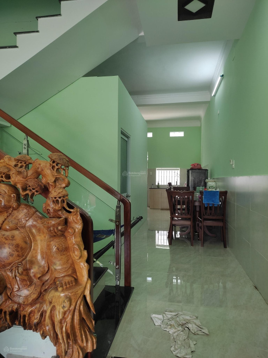 Bán nhà đường Kha Vạng Cân, giá quá tốt cho đường 7m5