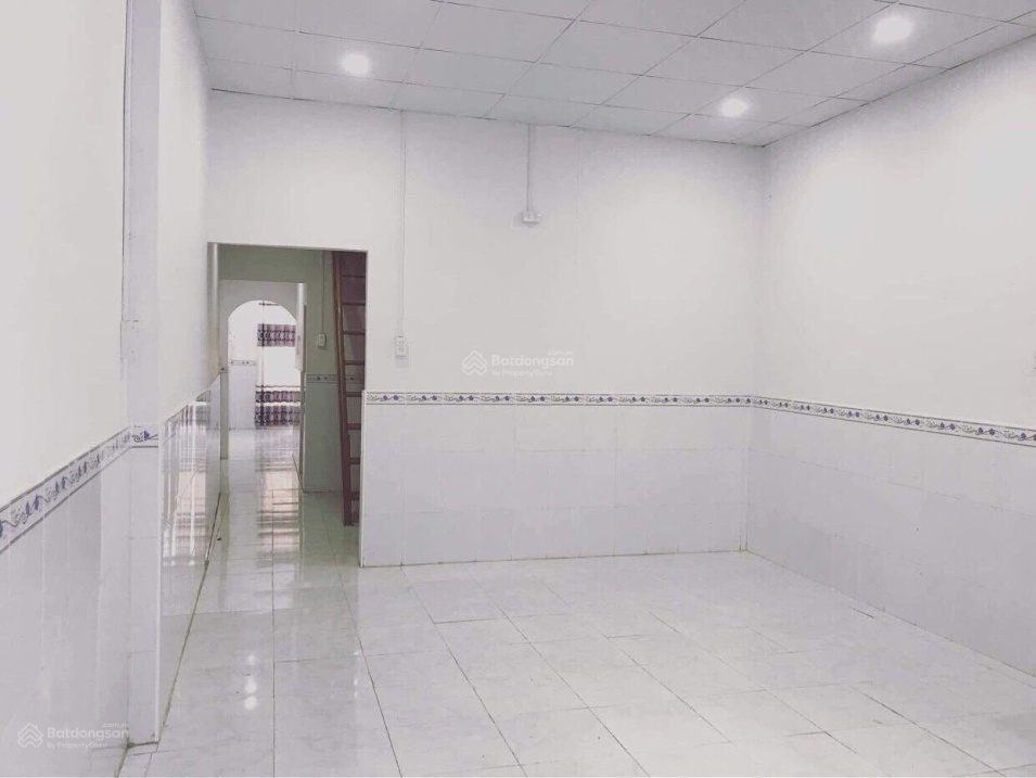 Bán nhà đường ô tô thông thoáng gần chợ Vĩnh Hải Nha Trang (chủ đang vay bank 1tỷ8) LH 0985 451 850