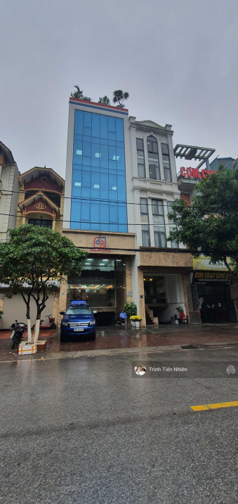 Bán nhà mặt phố Bùi Quốc Khái - Linh Đàm lô góc 150m2 vỉa hè 10m kinh doanh Vip view Biệt thự