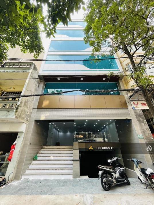 Bán nhà mặt phố Xuân Thủy, Cầu Giấy, lô góc, vỉa hè, kinh doanh đa dạng, đầu tư building, cực hiếm