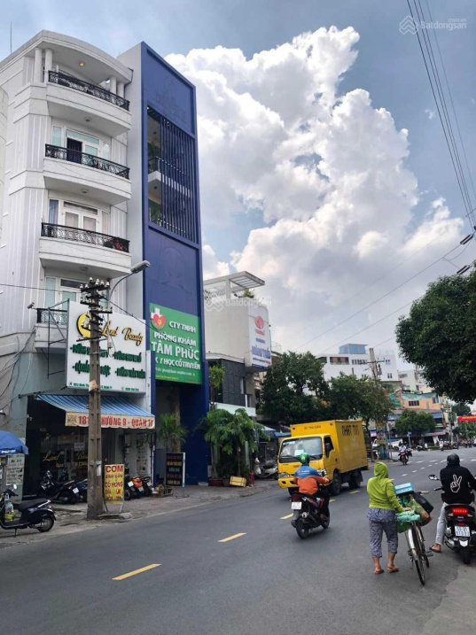 Bán nhà mặt tiền KD vải Tân Thọ, P. 8, Trong chợ Tân Bình (4,5 x 18m) giá 32.5 tỷ HĐT 70 Tr/th