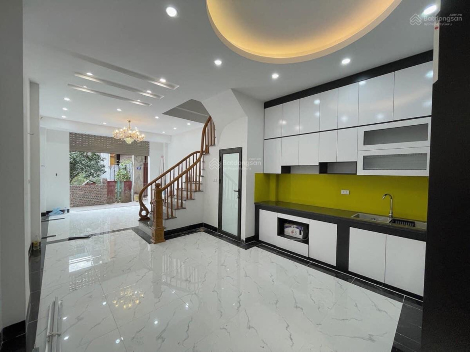 Bán nhà mới Tây Mỗ - mặt ngách thông - nhà xây đơn lập - taxi qua nhà - 38m2 - 4T MT 4.1m 3.5 tỷ